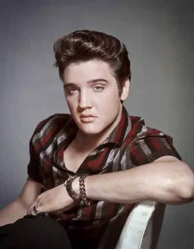 [605279124336] Elvis Portrait